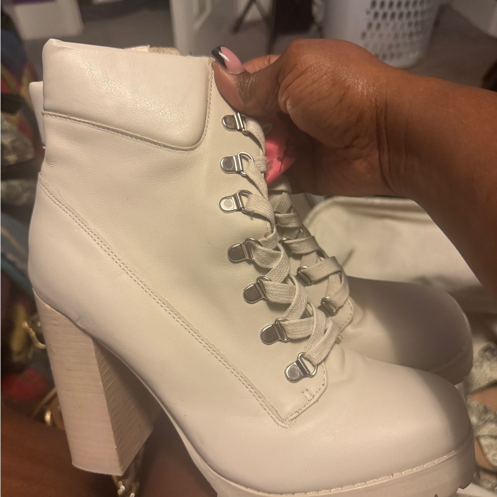 Steve Madden Cream Heeled Boots